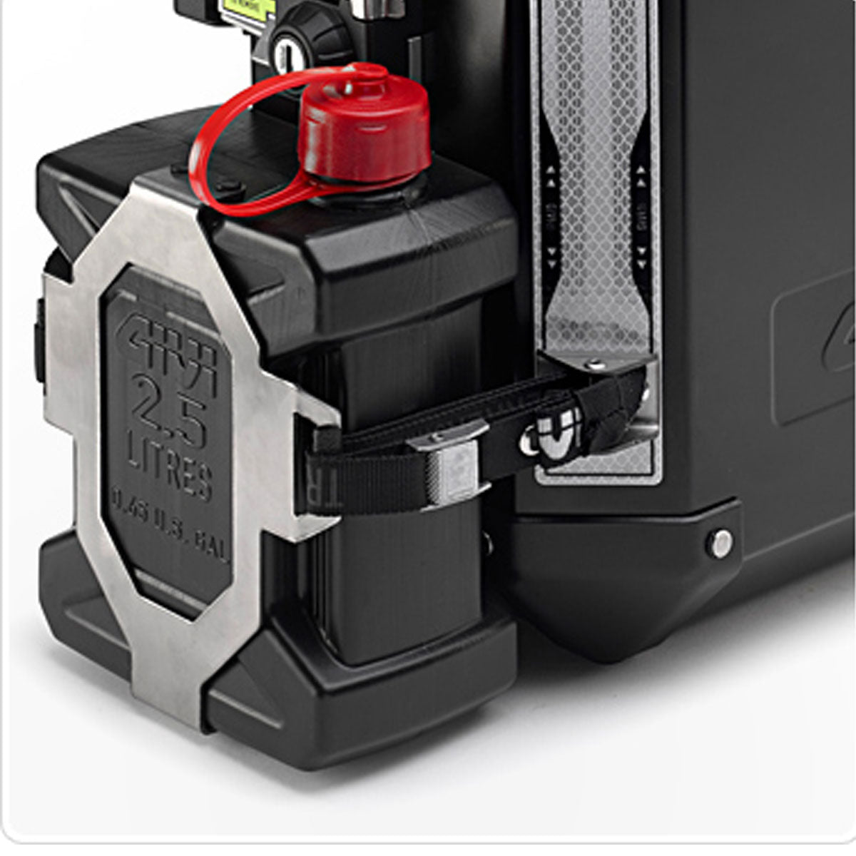 Givi Jerry Can 2.5L attached