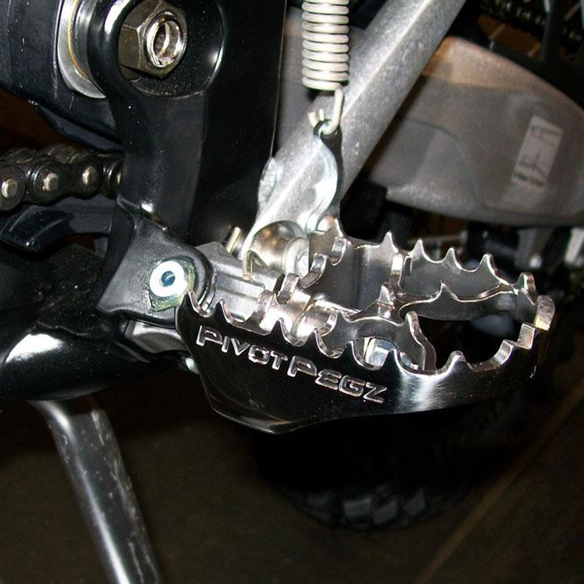 Pivot Pegz close up