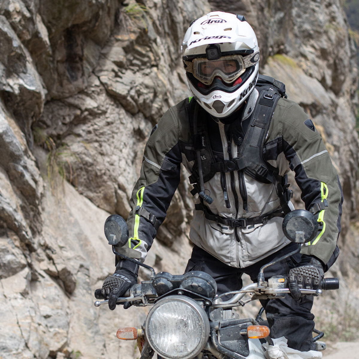 Kriega Trail 18 Backpack in use