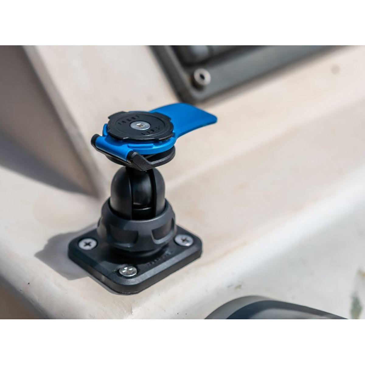 Quad Lock 360 Base - Flat Rectangle Base with a mount