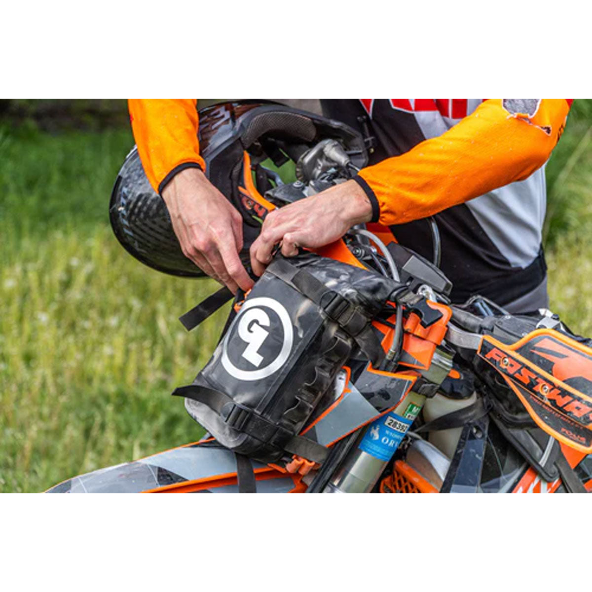 Giant Loop Fender Bag