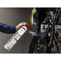 IPONE Chain Care Pack - Off-Road in use