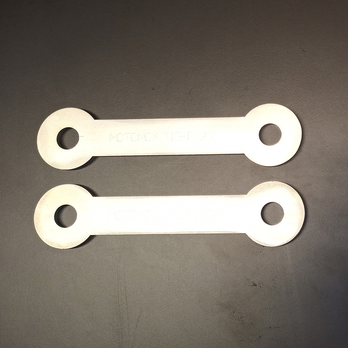 Mox Dog Bone Lowering Link 15mm "set of 2"  - Triumph Tiger 900