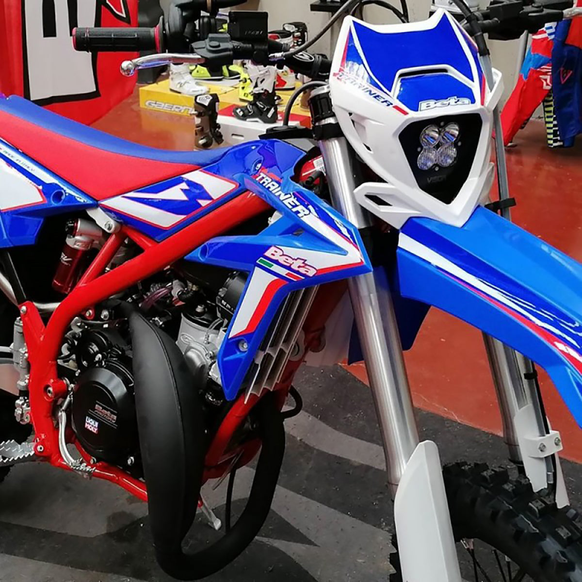 Visor Headlight (Beta 2020) fitted