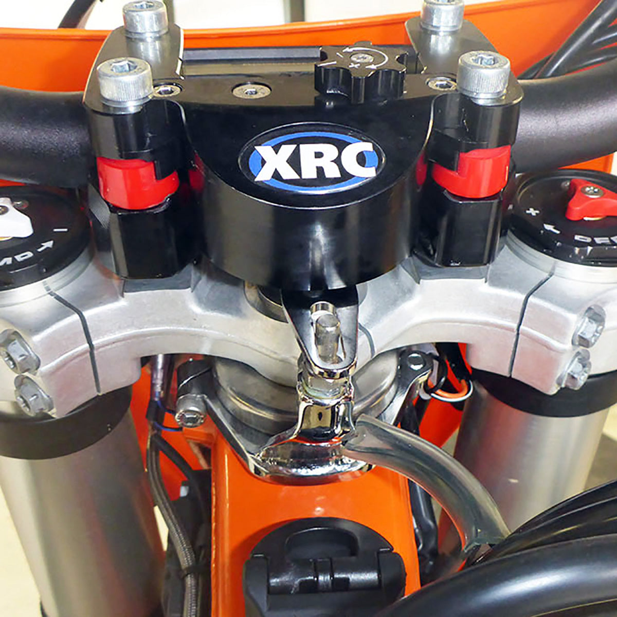 XRC Premium Steering Damper Kit & Anti-Fatigue Mounts