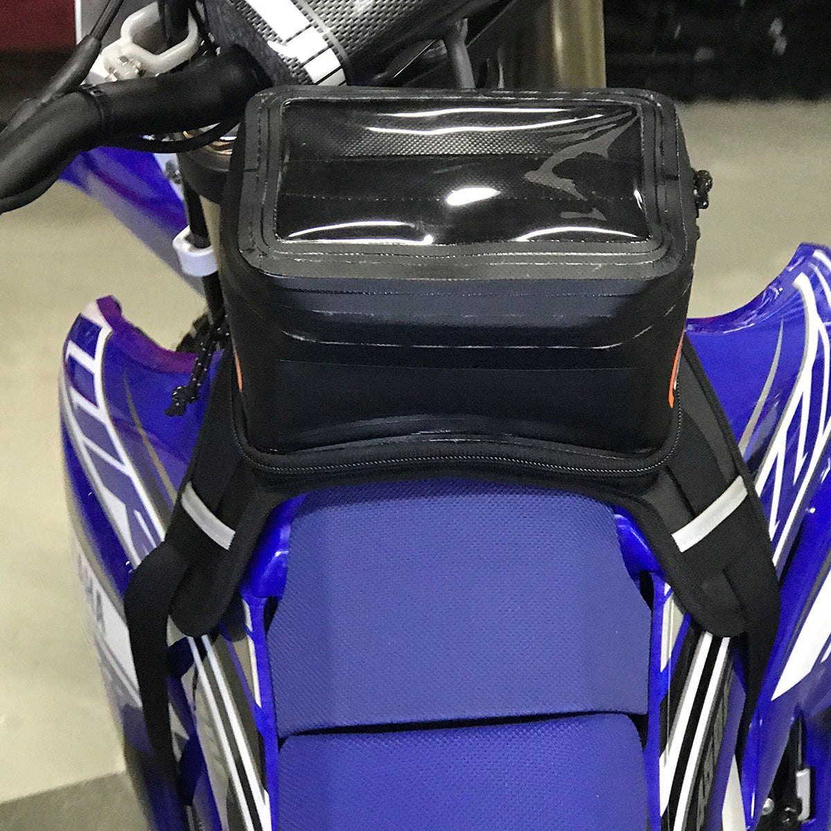Buckin’ Roll Tank Bag fitted to bike