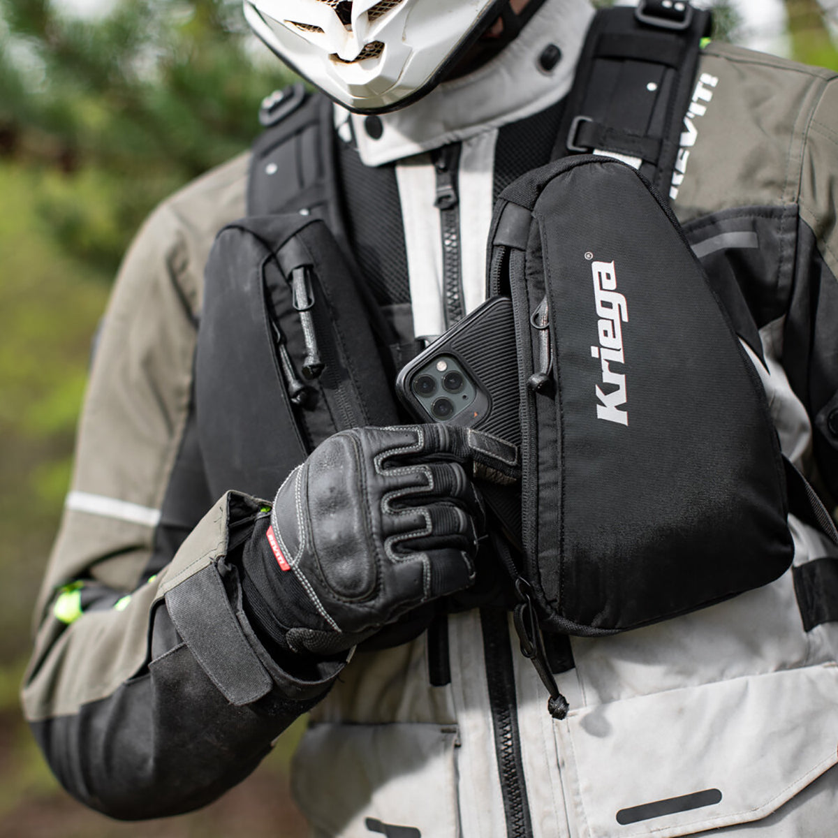 Kriega Trail Pockets in use